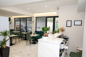 Desayuno buffet incluido todos los días