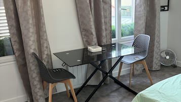 1 camera, Wi-Fi, lenzuola