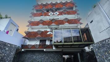 Façade de lâhĂ©bergement