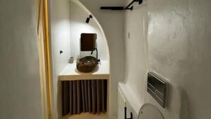 Suite, Balcony | Bilik Mandi