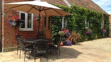 Khu ẩm thực ngoài trời