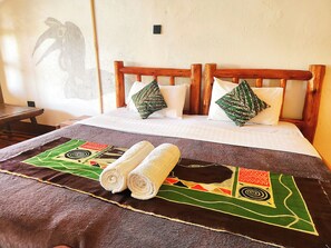 Double or Twin Room, Garden View - Hornbill Bush Lodge (Pakwach)