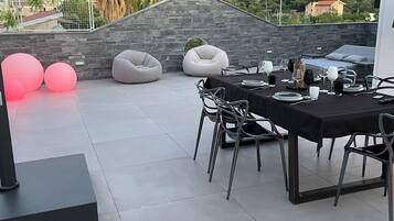 Luxury Penthouse | Mountain view