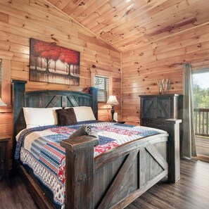 Apartment | 4 bedrooms - Beautiful Mtn Views Hot Tub Games 3 King Suite (Sevierville)