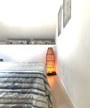 Iron/ironing board, free WiFi - cozy and Bright Flat in Isola- Pergola 4 (Milan)