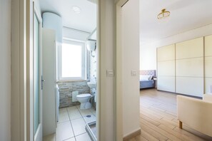 City-lejlighed - balkon | Badeværelse