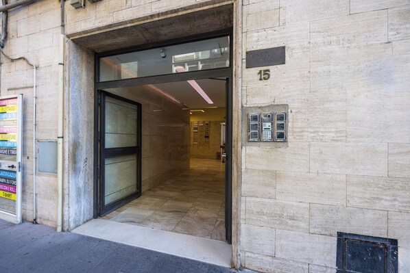 Exterior - Beverello apartment (Naples)