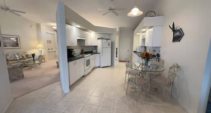 3-bedroom Lakefront house in lovely Punta Gorda, Burnt Store Lakes