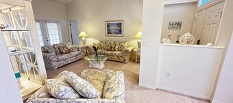 3-bedroom Lakefront house in lovely Punta Gorda, Burnt Store Lakes 