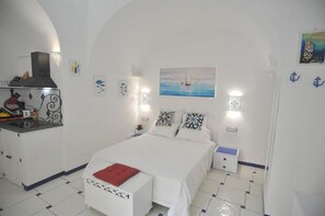 1 bedroom, iron/ironing board, free WiFi, bed sheets - Art House in Amalfi Historical Center Near Beach (Amalfi)