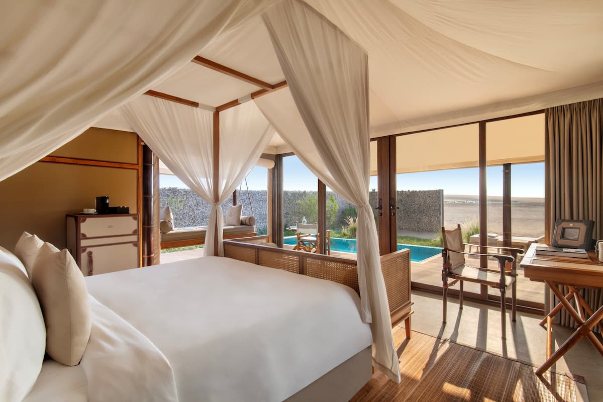 Villa | 2 bedrooms, minibar, in-room safe, desk