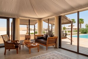 Restaurant - The Outpost Al Barari (Mesaieed)