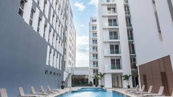 Outdoor pool, sun loungers