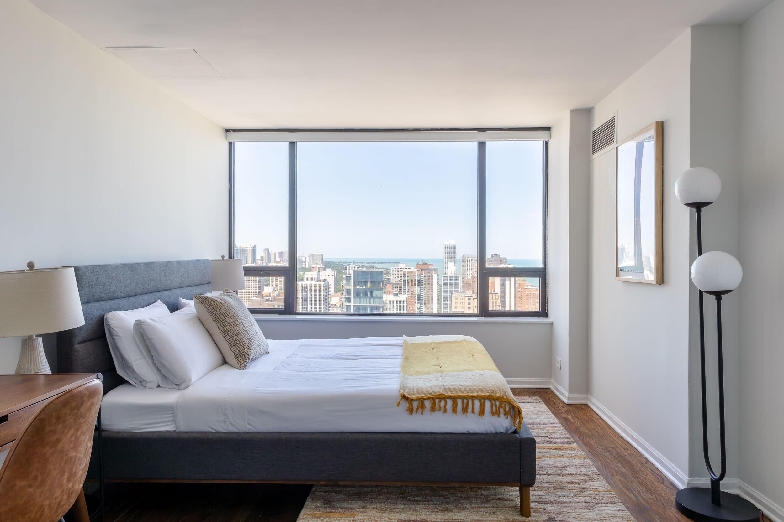 3 bedrooms, desk, iron/ironing board, travel crib