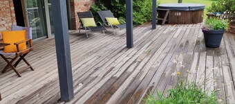 Forest apartment in the loop of the river Neris