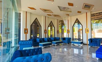 로비 좌석 공간