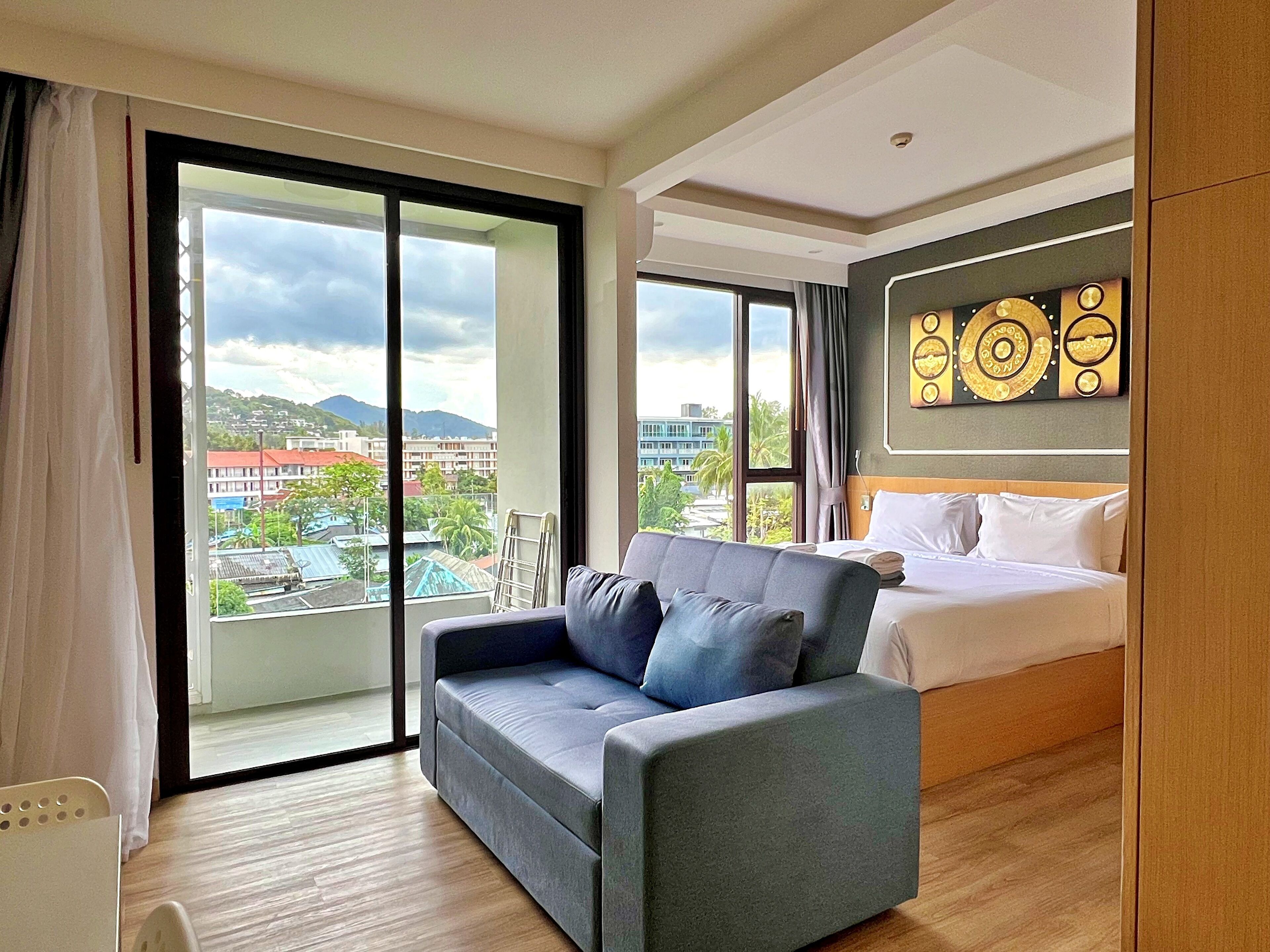 Caja de seguridad en la habitación y sistema de insonorización 