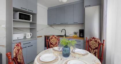 Unique Apartment for 5 by Renters