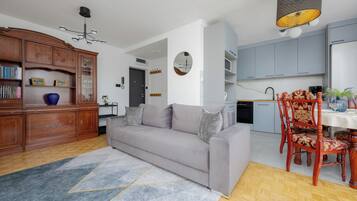 Apartment, 2 Bedrooms, Balcony | Living room