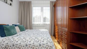 Apartment, 2 Bedrooms, Balcony | 2 bedrooms, desk, laptop workspace, bed sheets