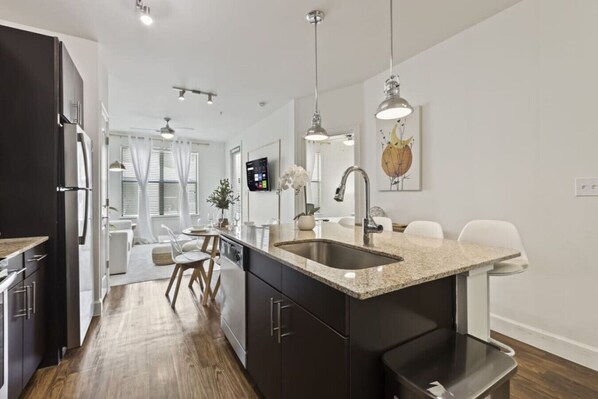 Fridge, microwave, oven, stovetop - Spacious 1B w Pool Near Toyota HQ, The Star, Legac (Frisco)