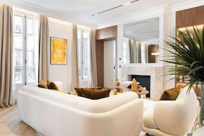 Fernseher, Arbeitsbereiche