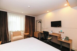 Room - Jinjiang Inn Select Hotel (Tianjin Tanggu Subway Station Zhongxin North Road) (Tianjin)