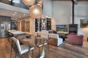 Interior - Lenny's Lair | AC, Pool, Hot Tub, Golf & Ski (Durango)