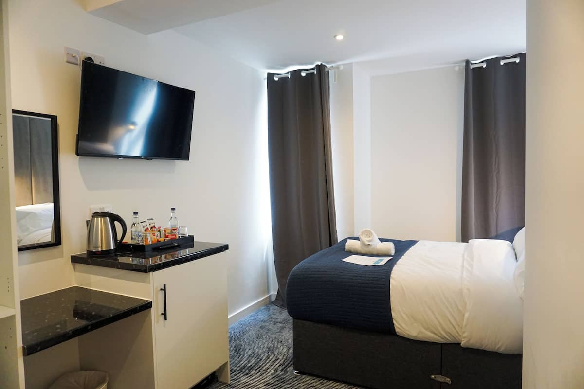 Standard Double Room | WiFi (free)
