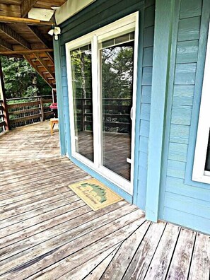 Exterior detail - CC-2A  Discounted Concert Packages!  Tomahawk Mile High View (Beech Mountain)