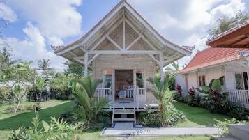 Standard Double Room | Terrace/patio