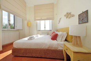 1 bedroom, iron/ironing board, WiFi, bed sheets - Cozy House in Piazza di Spagna (Roma)