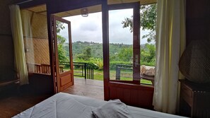 Classic-Zimmer, 2 Schlafzimmer, Balkon, Gartenblick | Hochwertige Bettwaren, kostenloses WLAN, Bettwäsche