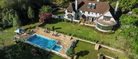 Fachada da propriedade