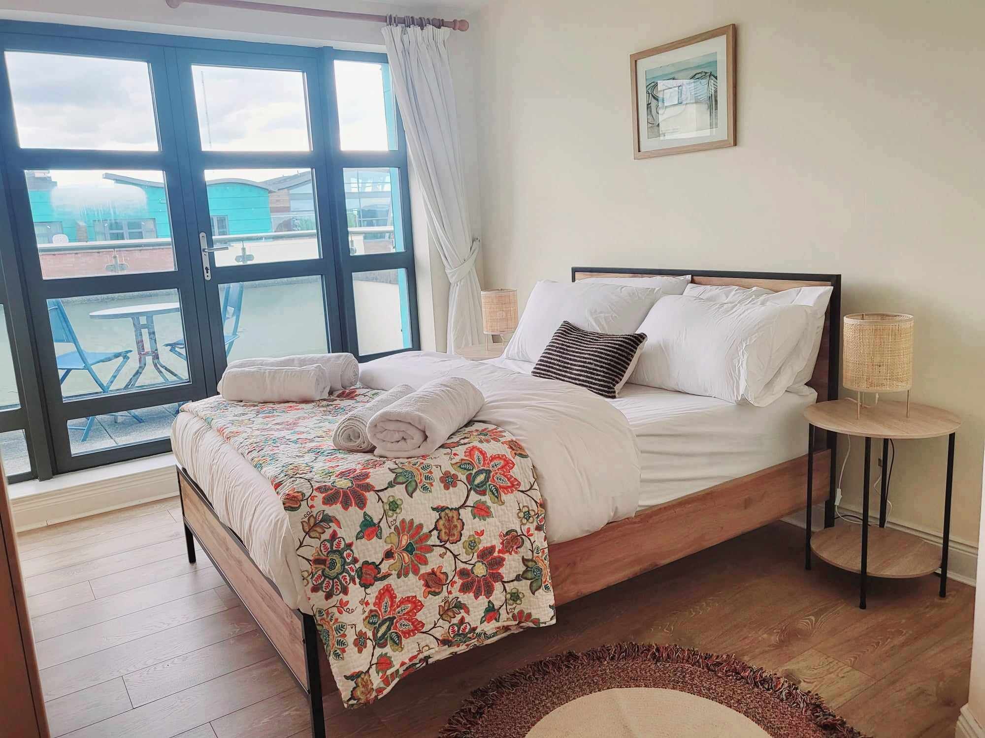 2 bedrooms, desk, iron/ironing board, travel cot