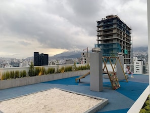 室外兒童遊樂區