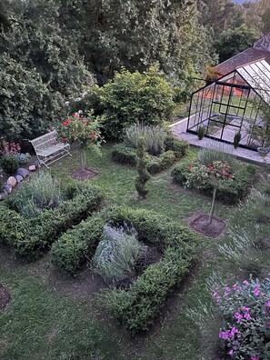 Jardines del alojamiento