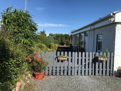 Country Cosy Cottage 