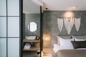 Standard Double Room | Bathroom | Hair dryer, slippers, towels, soap - Glory Wabi Sabi Hotel (Chiang Mai)