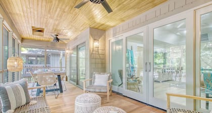 Stunning new Night Heron home, great location!