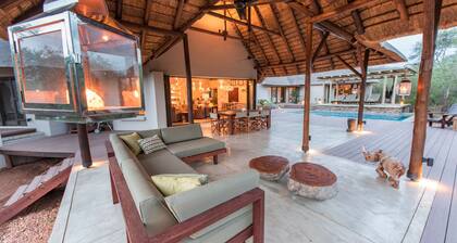 Villa Ekhaya: Stunning 10 person villa in South Africa