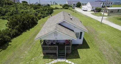 Historic Harkers Island Bungalow