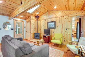 House (3 Bedrooms) | Interior - Quiet Presque Isle Home w/ Grill: Families Welcome (Presque Isle)