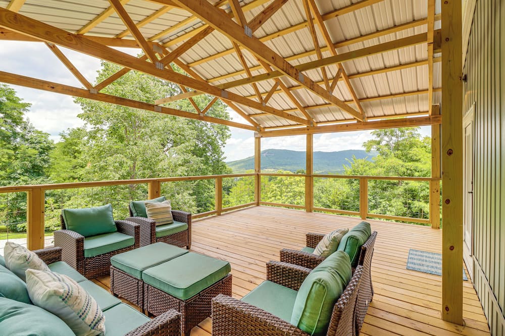 Views on 12 Acres: Ozark Mountain Cabin! - Ponca, AR