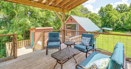 Views on 12 Acres: Ozark Mountain Cabin!