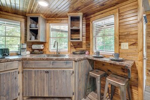 Apartment (0 Bedroom) | Interior