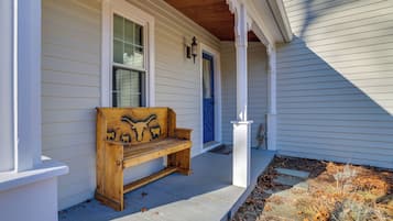 Apartment (1 Bedroom) | Interior