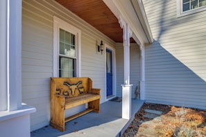 Apartment (1 Bedroom) | Interior - Walk to Memorial Park: Pet-friendly Bethlehem Home (Bethlehem)