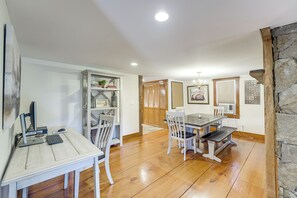 Apartment (1 Bedroom) | Interior