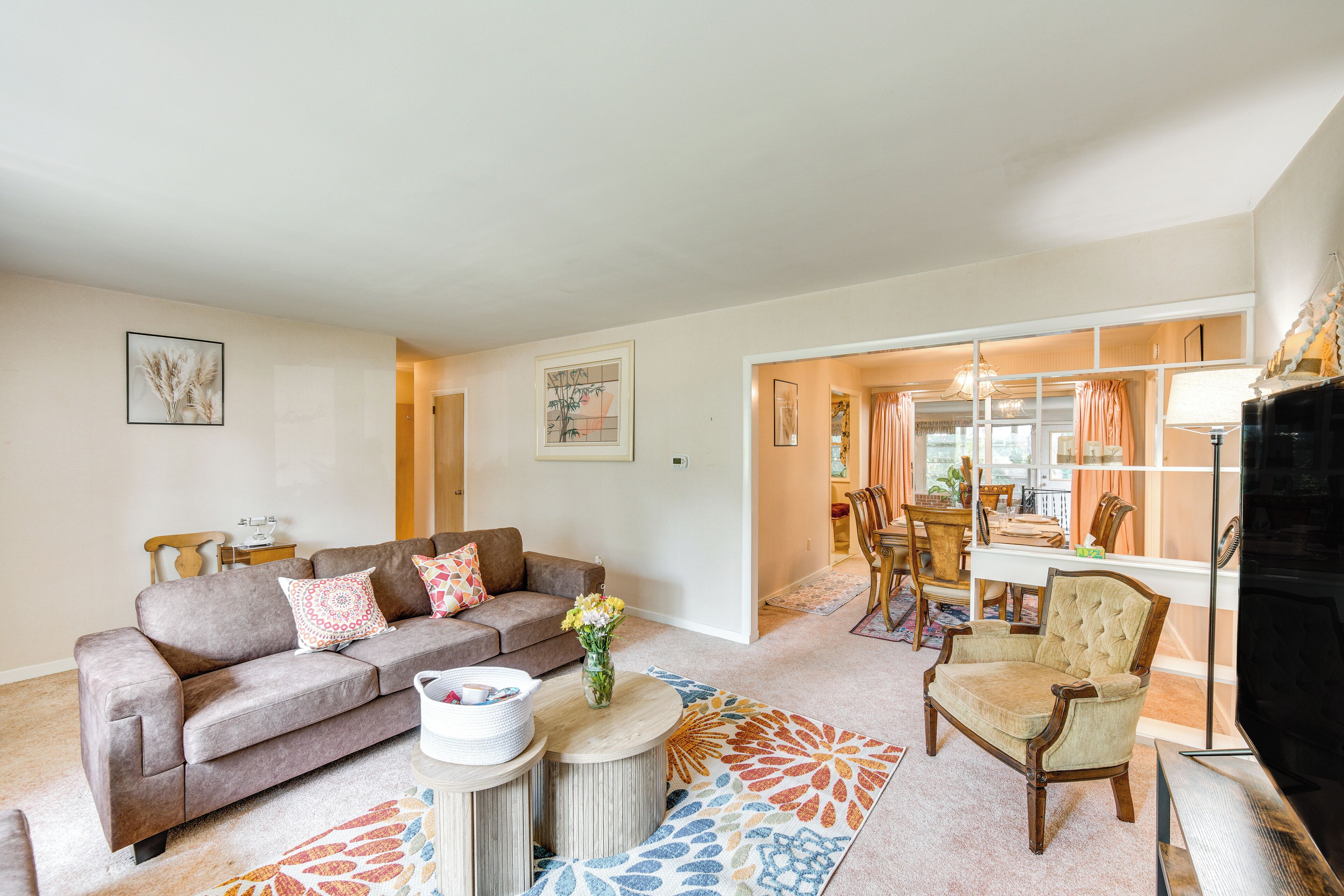 House (5 Bedrooms) | Interior